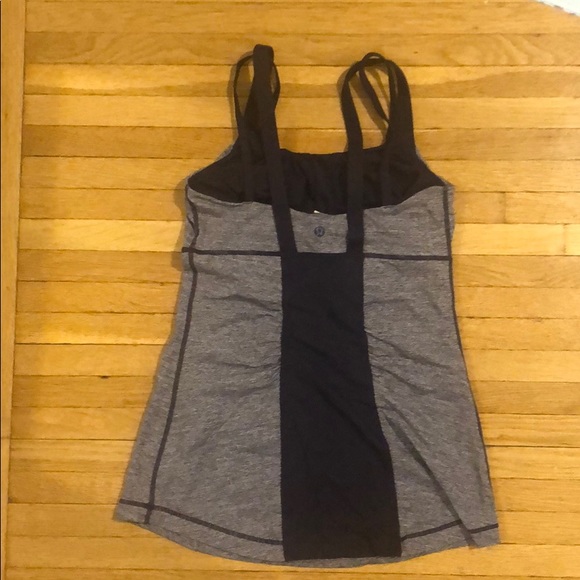 Lululemon black and gray workout top - Picture 2 of 3